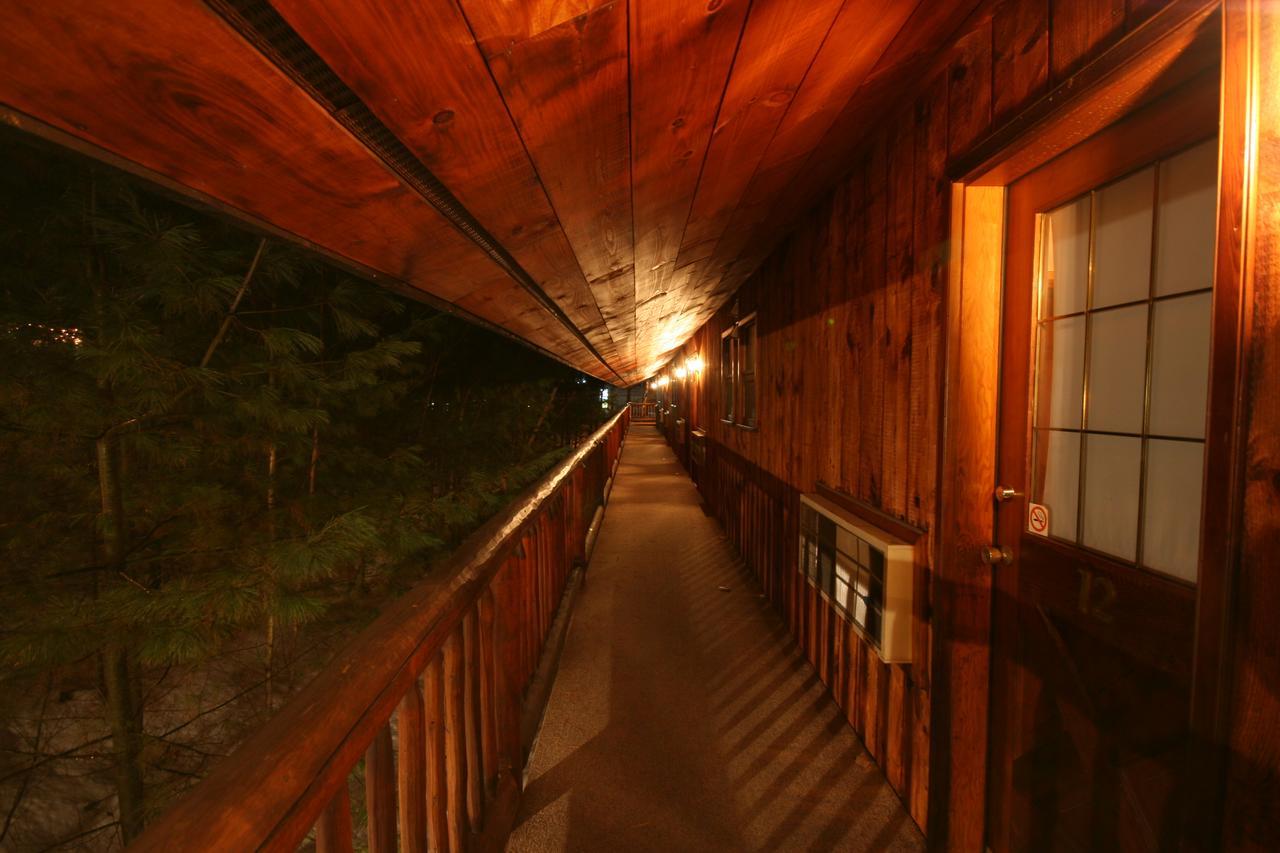Nootka Lodge Woodsville Exteriér fotografie